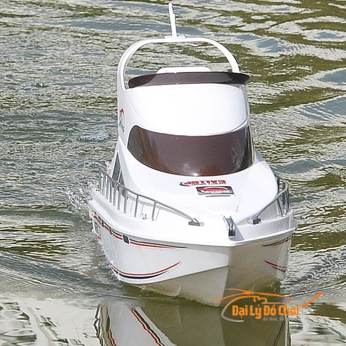 Du thuyền Salina, thuyền hành trình Luxury điều khiển từ xa