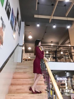 Váy len vặn thừng nhỏ, đỏ / đen