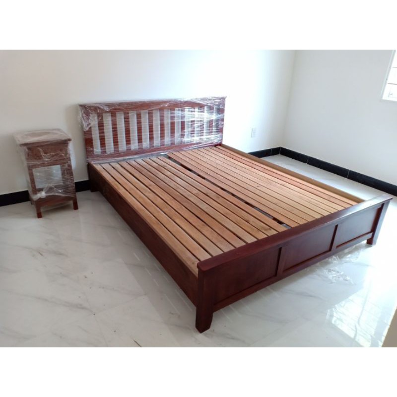 Giường gỗ thông nhập khẩu 1m6x2m có vạt