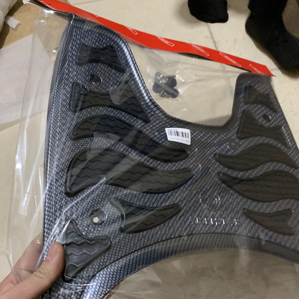 thảm lót sàn để chân vision 2021 carbon artistar chính hãng