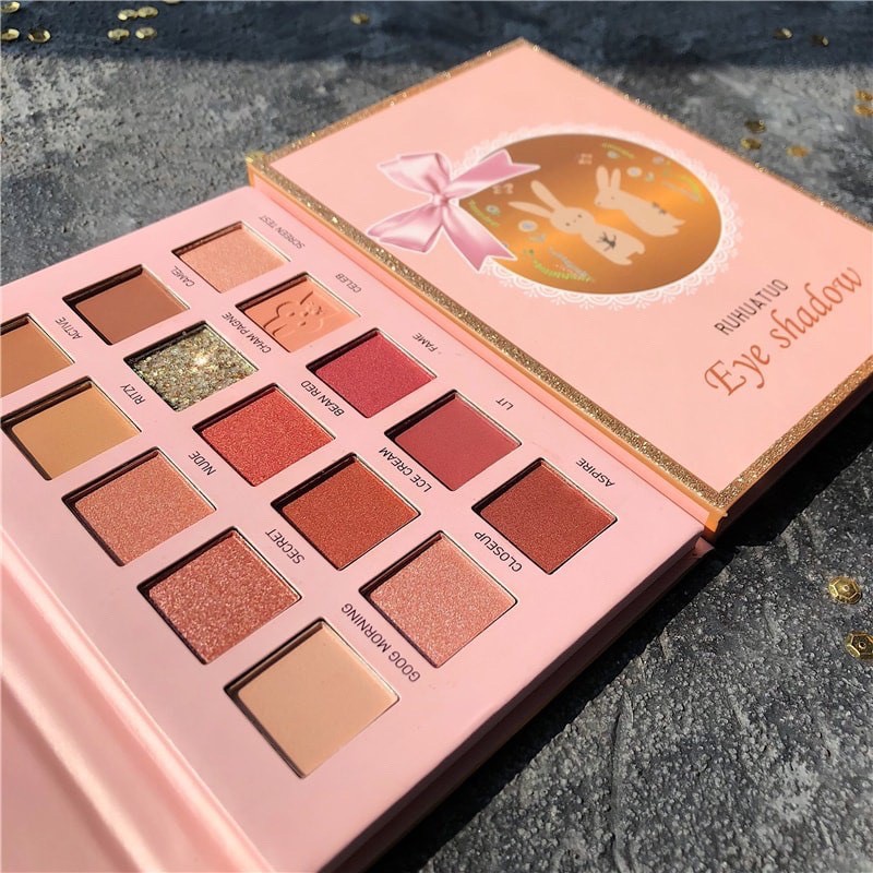 Bảng phấn mắt Ruhuatuo thỏ trắng 15 màu nhũ lấp lánh | BigBuy360 - bigbuy360.vn