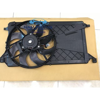 Quạt két nước focus 1.8 10 - 5m5h8c607aa