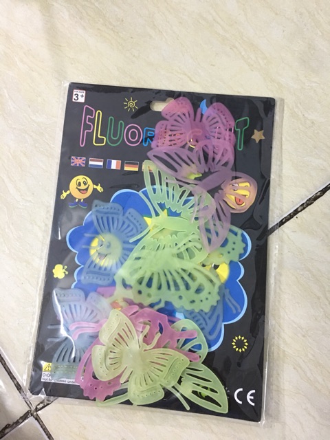 Ngôi sao dạ quang dán tường, trần nhà