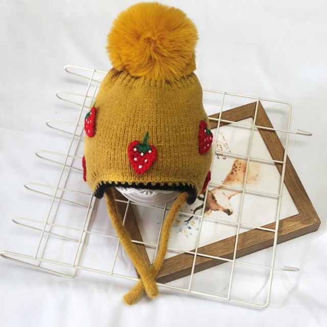 Mũ Len Quả Dâu  Cho Bé 1Tuổi - 4 Tuổi