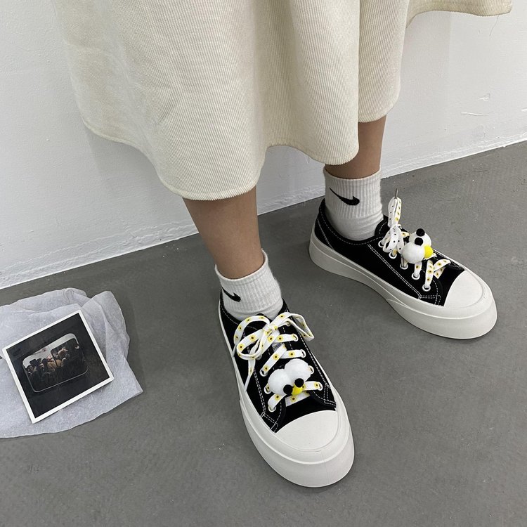 Giày Vải Canvas Đế Bằng Phối Dây Thắt Thời Trang Thoải Mái Cho Nữ