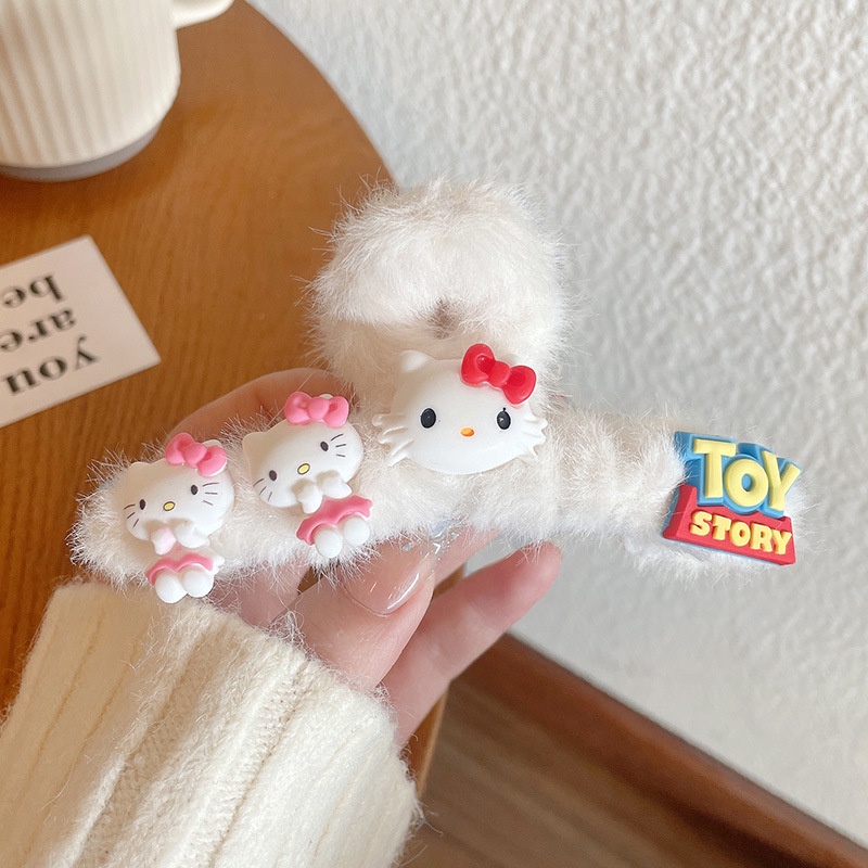 Kẹp Tóc Hình Gấu / Dâu Tây Bằng Lông Nhung Dễ Thương Xinh Xắn 2