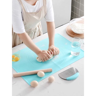 Set 3 dụng cụ làm bánh( thảm nhào bột, cán bột, cắt bột)