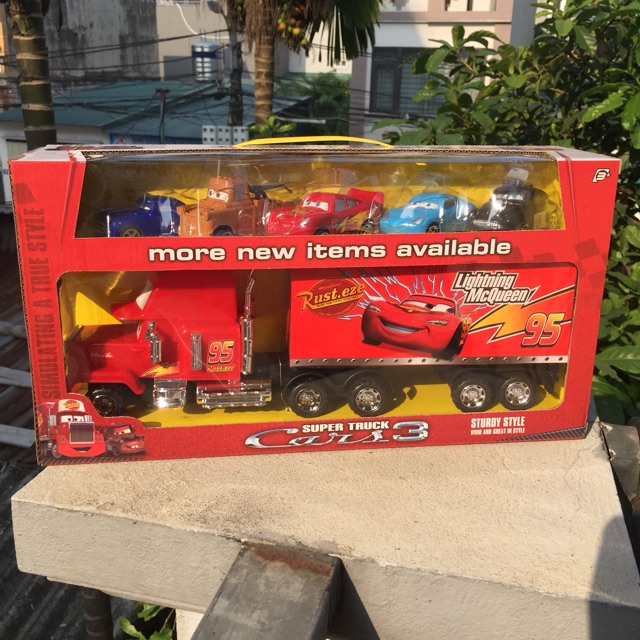 Ô tô lightning Mcqueen và những người bạn