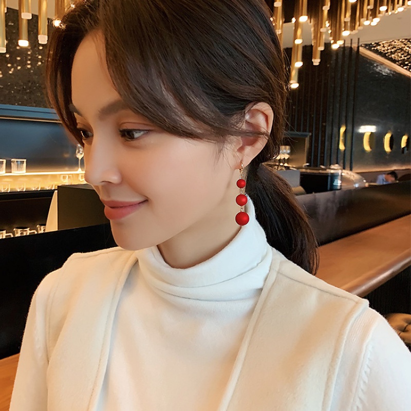 Đôi khuyên tai dáng thả đính ngọc trai phong cách Hàn Quốc thời trang cho nữ