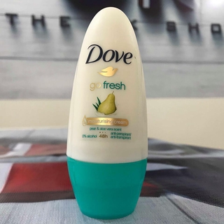 Lăn khử mùi Dove 50ml