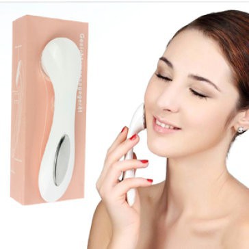 MÁY MASSAGE DA MẶT ION CẦM TAY