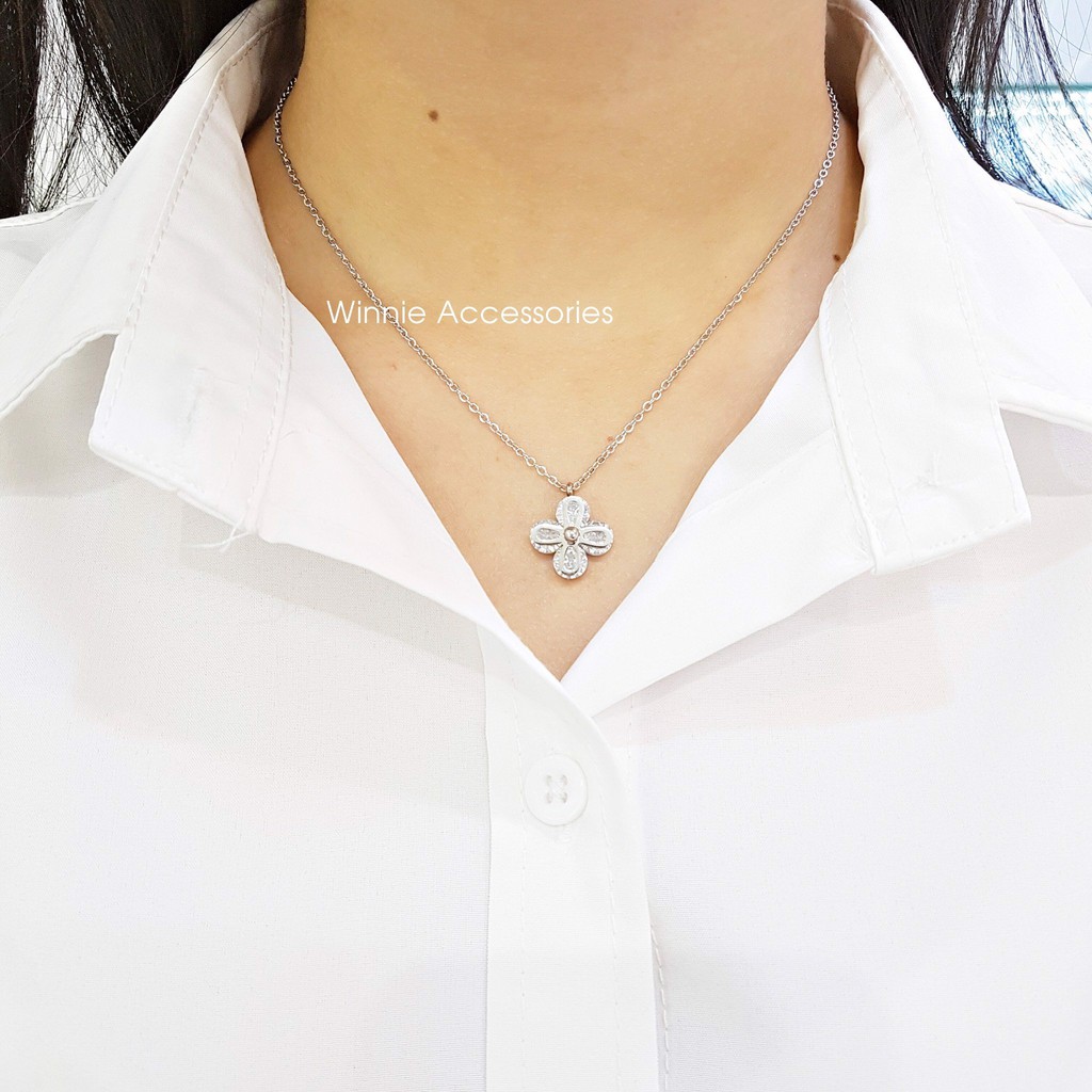 Dây chuyền nữ titan hoa đá bạc