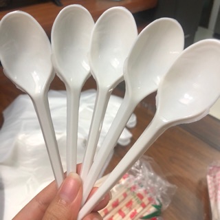 Muỗng nhựa trà sữa, cơm tấm, chè 100 cái