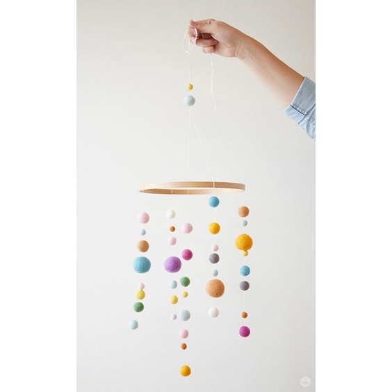 Treo Nôi Sắc Màu - Bộ Hạt PomPom Ngộ Nghĩnh