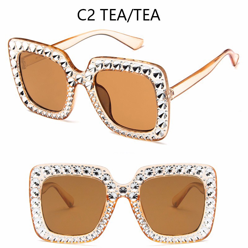 Kính mát gọng vuông đính đá lấp lánh sang trọng