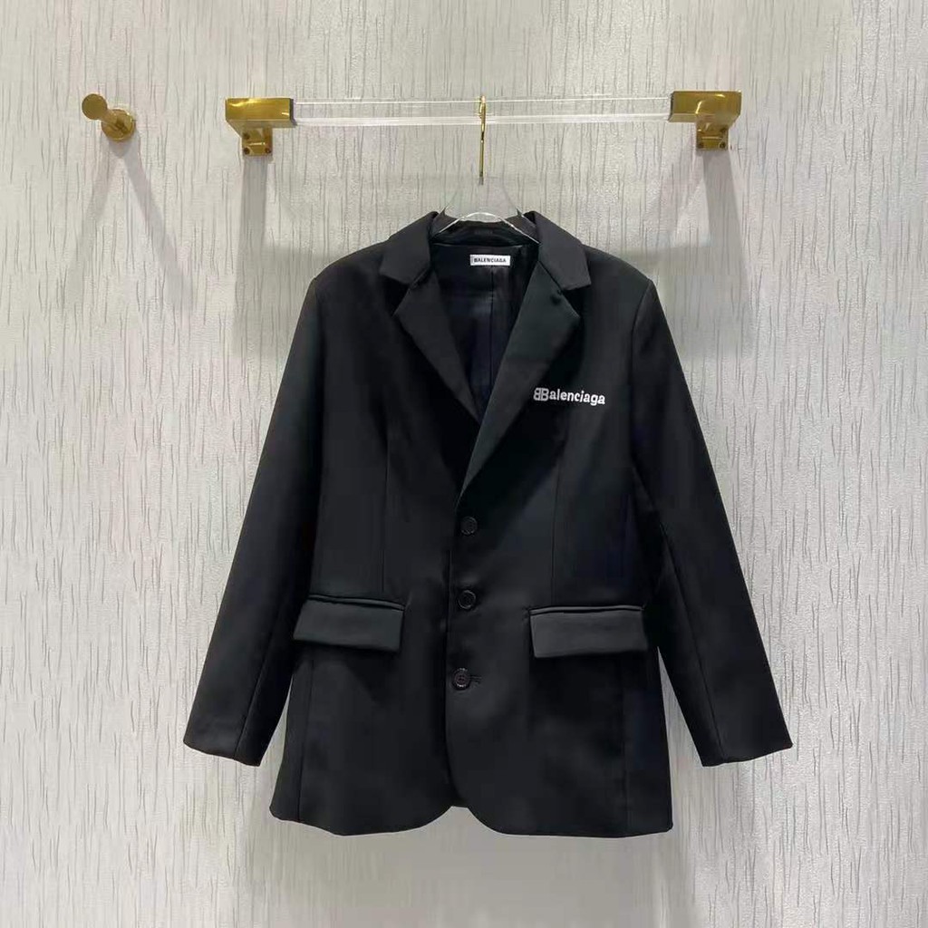 Áo blazer Balenciaga BLC độc lạ