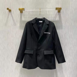 Áo blazer Balenciaga BLC độc lạ