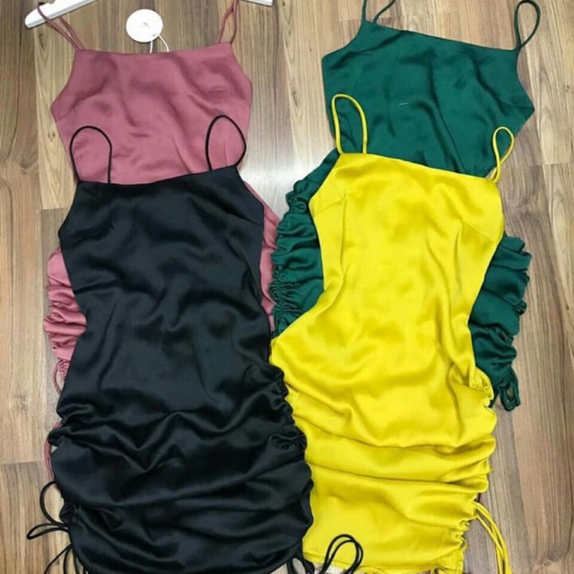 Đầm body dây