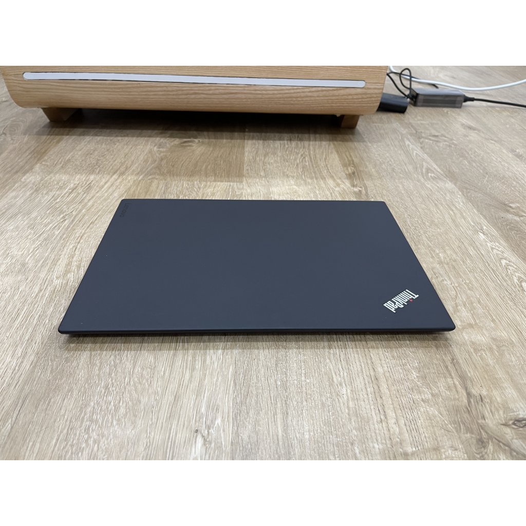 Thinkpad X1 Carbon Gen 5 - Like new | BigBuy360 - bigbuy360.vn