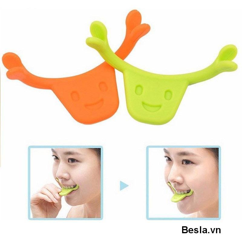 Dụng Cụ Nâng Môi Chỉnh Sửa Hình Mặt Cười Quyến Rũ