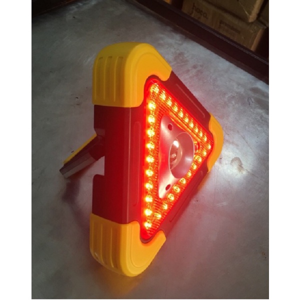 Đèn LED Cảnh Báo Nguy Hiểm Đa Năng Hình Tam Giác Kiêm Pin Sạc Dự Phòng Cho Ô Tô Xe Hơi