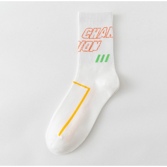 Vớ thể thao cao cổ Nam Nữ phong cách trẻ trung, năng động, cá tính.