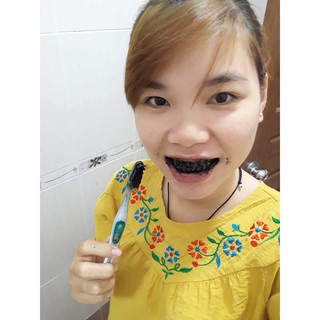 Bột trắng răng sóc con