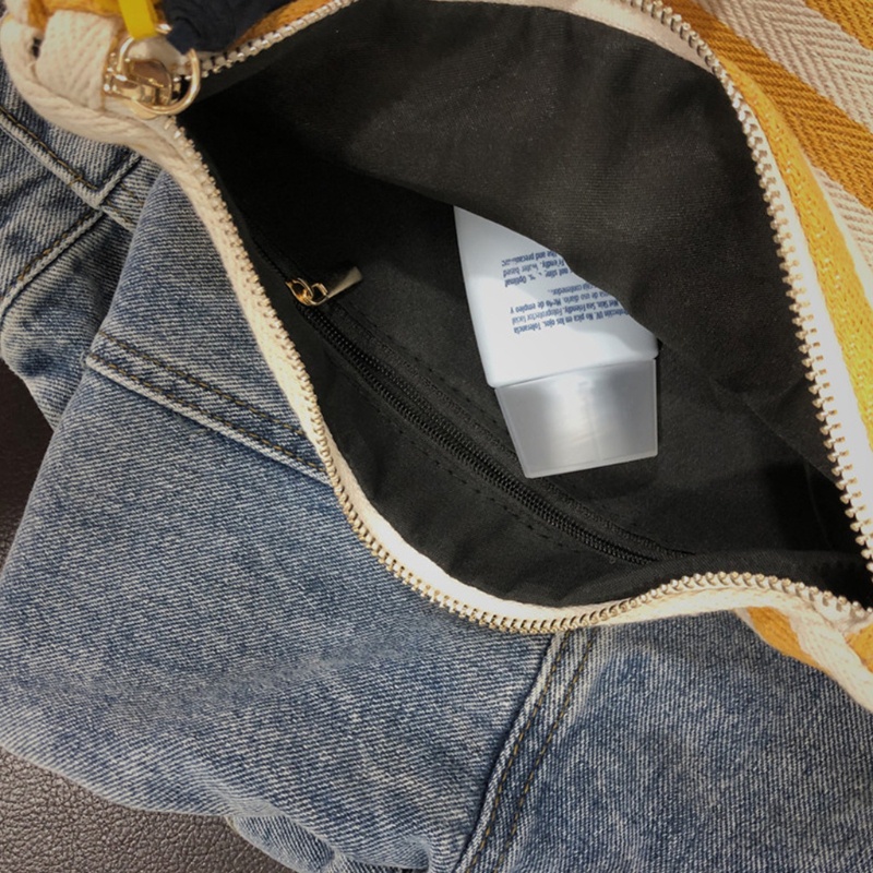 Túi Canvas Đựng Mỹ Phẩm Trang Điểm Phối Tua Rua Họa Tiết Kẻ Sọc Thời Trang Dành Cho Nữ