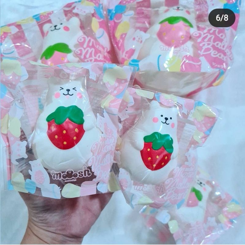 Đồ chơi Squishy Gấu Trắng Ôm Dâu Ibloom