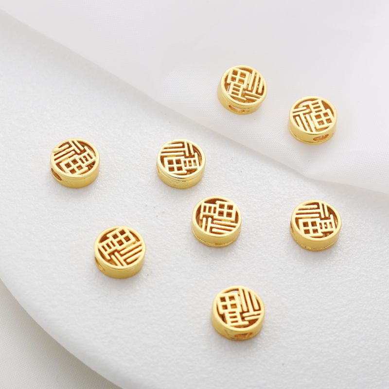 Mặt Dây Chuyền Hình Tròn Rỗng Màu Vàng Đồng 18k 10mm In Hình Nhân Vật Hoạt Hình