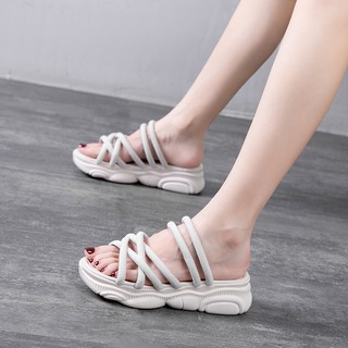 sandal nữ day độn đế
