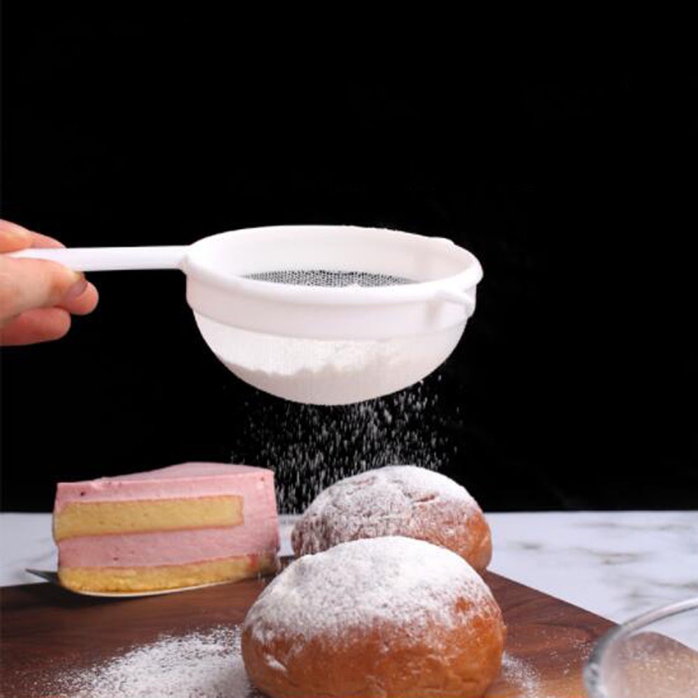 Rây lọc bột/ sữa bột bằng nhựa có tay cầm 2 kích thước tùy chọn