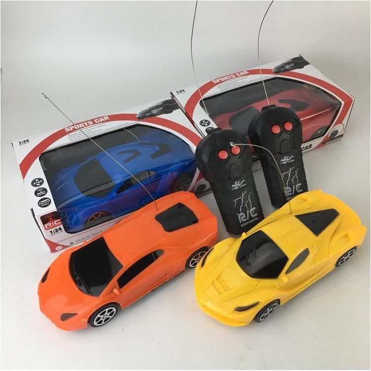 Đồ Chơi Xe Ô Tô Điều Khiển Từ Xa 1:24 X-street Sử Dụng Pin