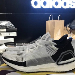 Giày thể thao UB Adidas UltraBOOST 19 nam B37707