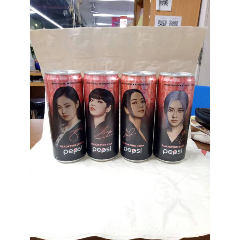 pepsi phiên bản giới hạn đặc biệt Blackpink Jisoo/ Rose/ Jannie hồng/ Jannie xanh/ Lisa 330ml