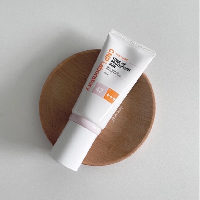 Kem chống nắng nâng tone CNP tone up sun protection SPF42 PA+++ 50ml