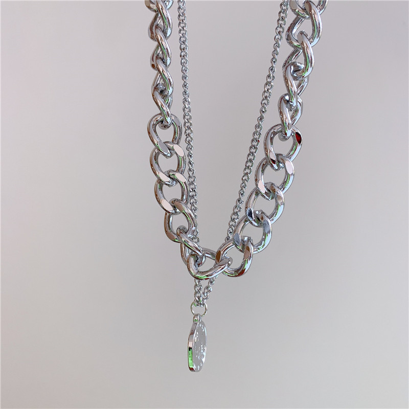 Retro Portrait Exaggerated Thick Chain Necklace Hip Hop Short Clavicle Chain