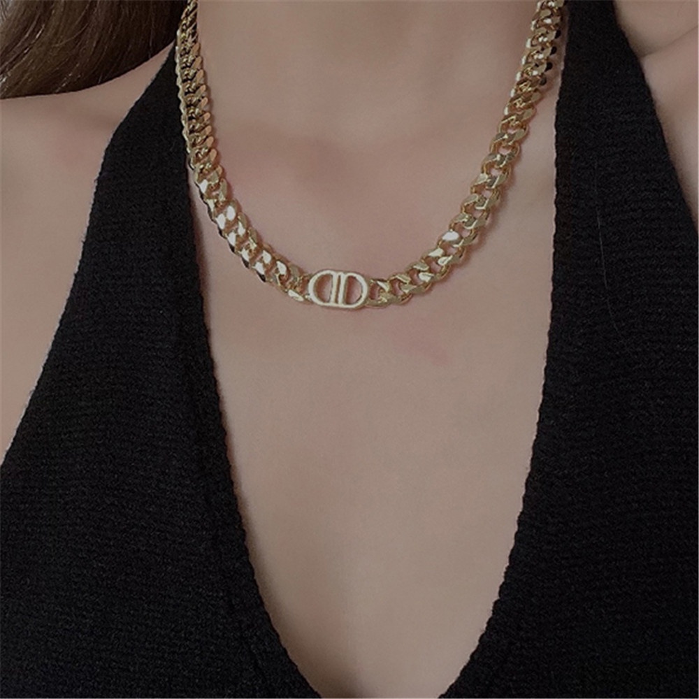 Vòng cổ Vàng Mặt Chữ Cái Đính Đá Thời Trang Dành Cho Nữ