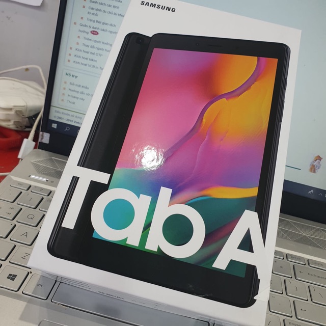 Máy tính bảng samsung Tab A 8.0 phân phối chính hãng