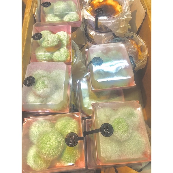 Bánh Phú Sĩ nhân kem béo