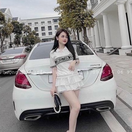 Áo len montoghi cổ bẻ chữ Dior sang sịn
