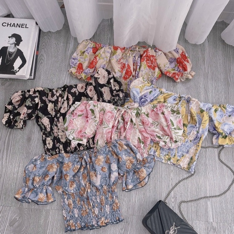Áo croptop vải voan tay phồng cổ vuông in hoa kiểu Hàn Quốc xinh xắn cho nữ