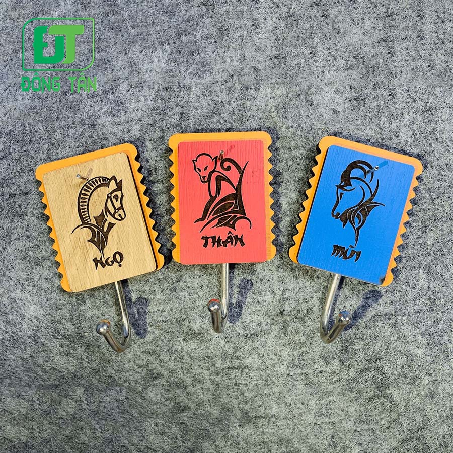 Combo 6 Móc Dán Tường Bằng Gỗ 12 CON GIÁP Móc Treo Bằng Inox Có Sẵn Đinh Thép Màu Ngẫu Nhiên