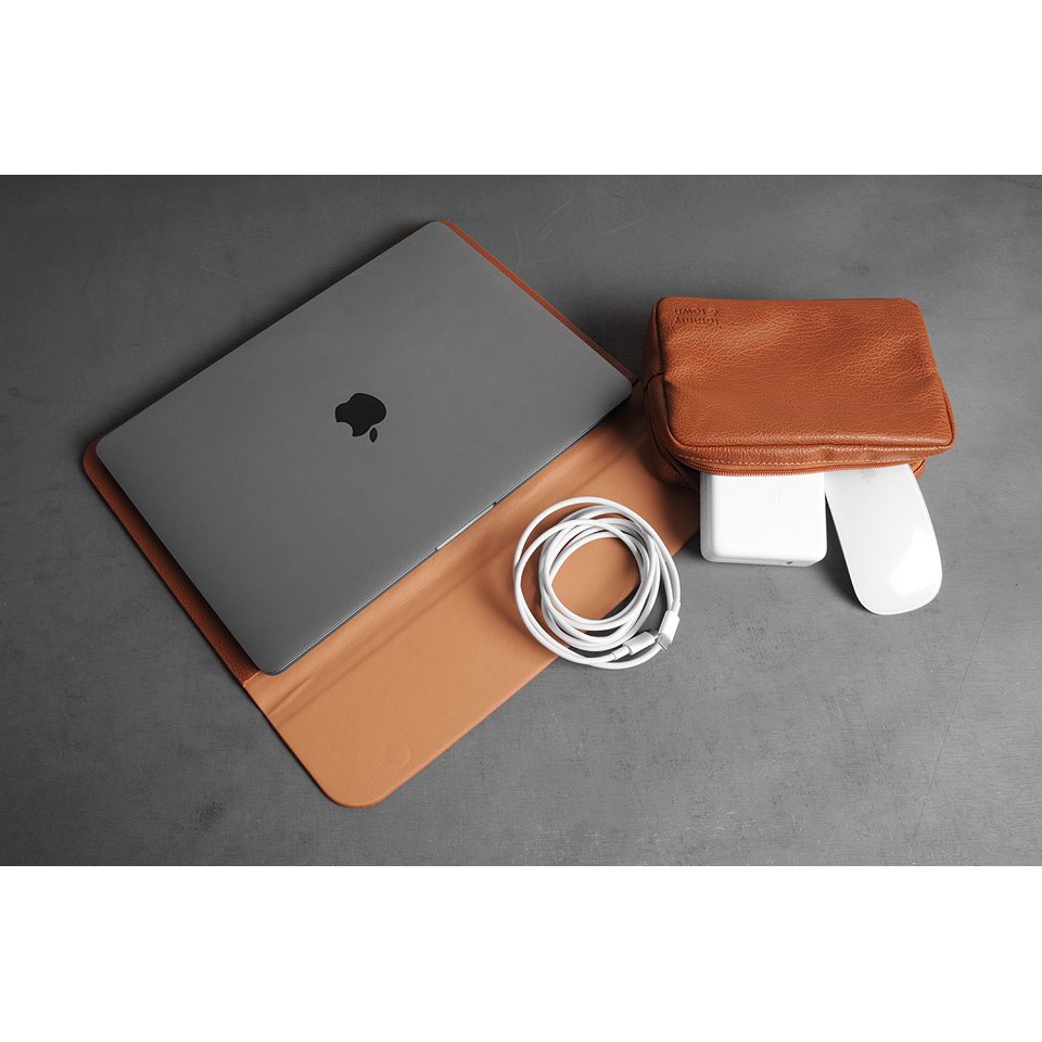 Combo Bao Da + Túi Đựng Sạc Cao Cấp Cho Macbook Tommy Town - Nâu