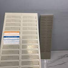 Kệ Để Thẻ Máy Chấm Công Thẻ Giấy