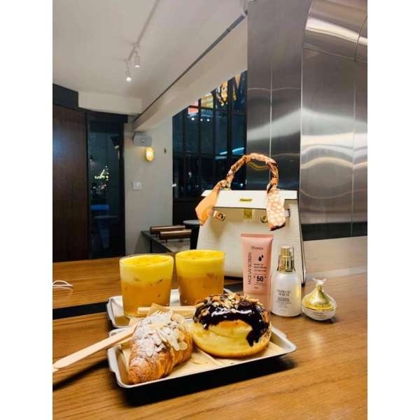 (quà khủng) [Chính Hãng]Kem Dưỡng Da Chống Nắng Hemia 50ml | BigBuy360 - bigbuy360.vn