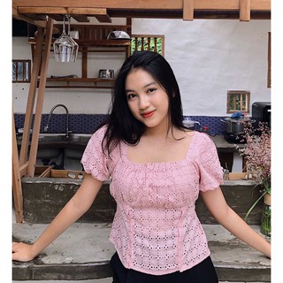 Áo hồng ruốc thêu hoa