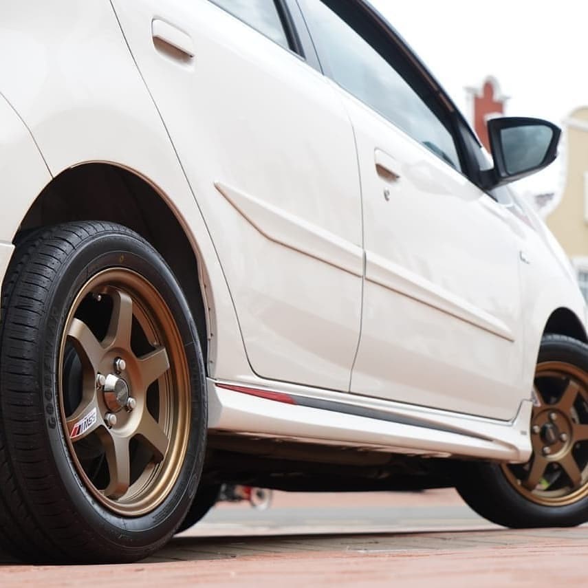 Mâm SSW Thái Lan R15 4X100 S205 lắp cho ACCent/ Rio/ Vios/ Fadil