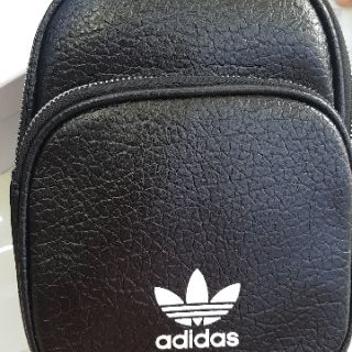 Balo adidas size 18