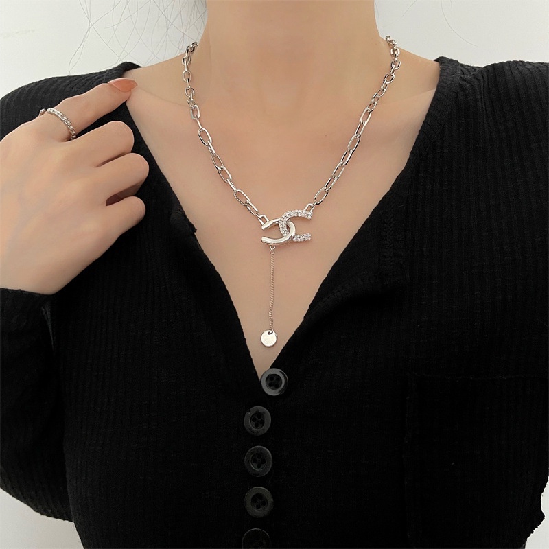 Dây Chuyền Dáng Dài Phối Mặt Chữ H Phong Cách Hip Hop Thời Trang Thu Đông 2022 F717